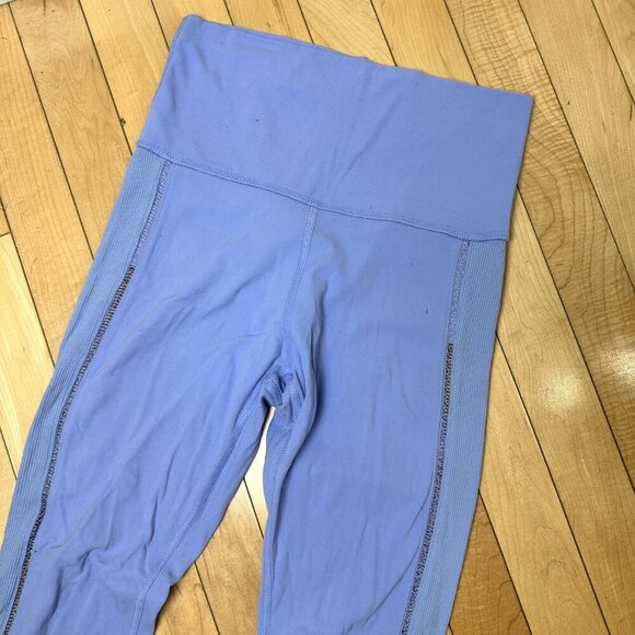 NIKE Dri-Fit Leggings with Side Seam Open Detail Size Small - Picture 3 of 9